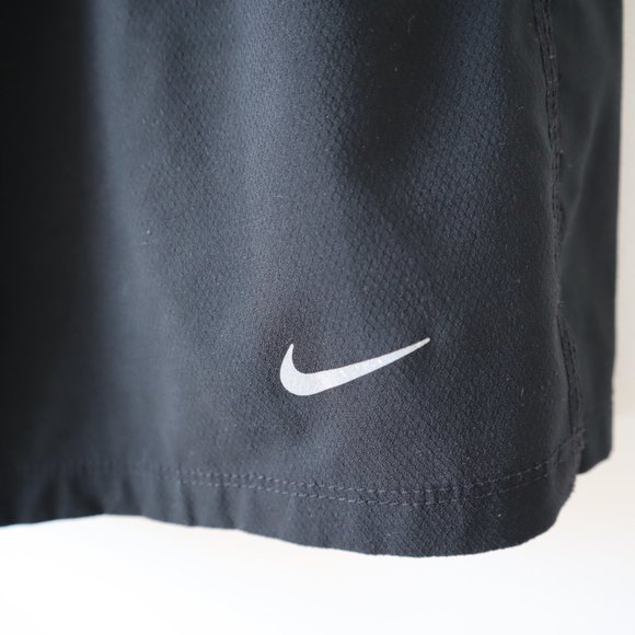 Nike Dri Fit Black Women's Running Shorts, Size Medium - Picture 4 of 16